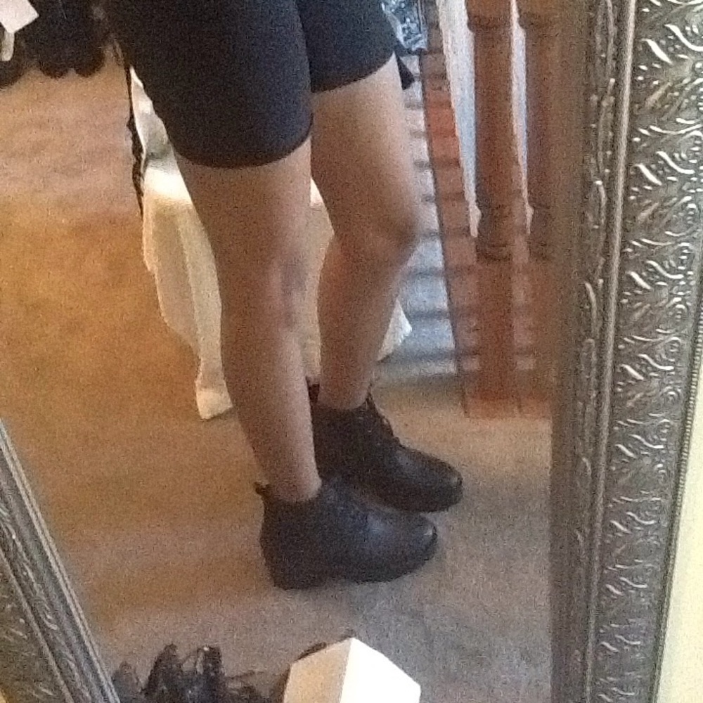 SHOE CULT  black leather thick sole combat typebooties NWT